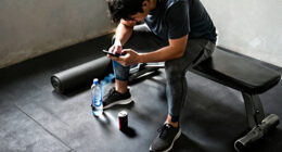 5 Harmful Habits That Make A Stressful Day Even Worse